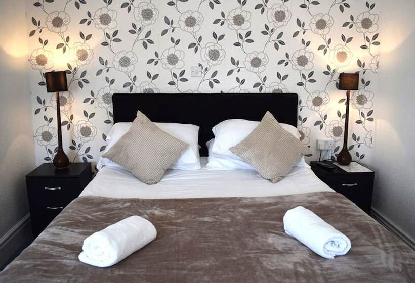Номер Стандарт, Whitburn House