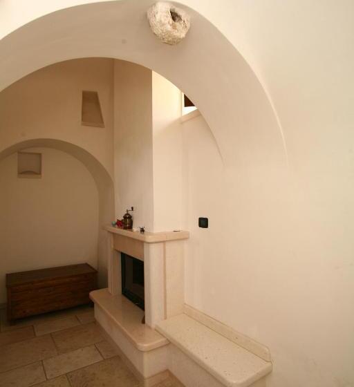 آپارتمان 2 خوابه, Trulli Convertini