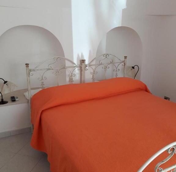 آپارتمان 1 خوابه, Trulli Convertini