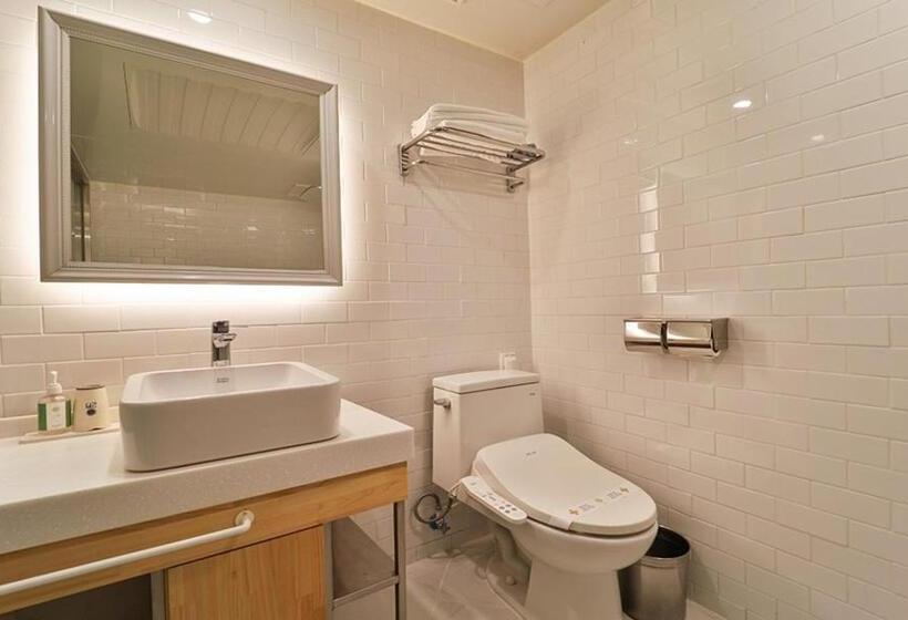 سوییت, Daegu February Hotel Dongdaegustation