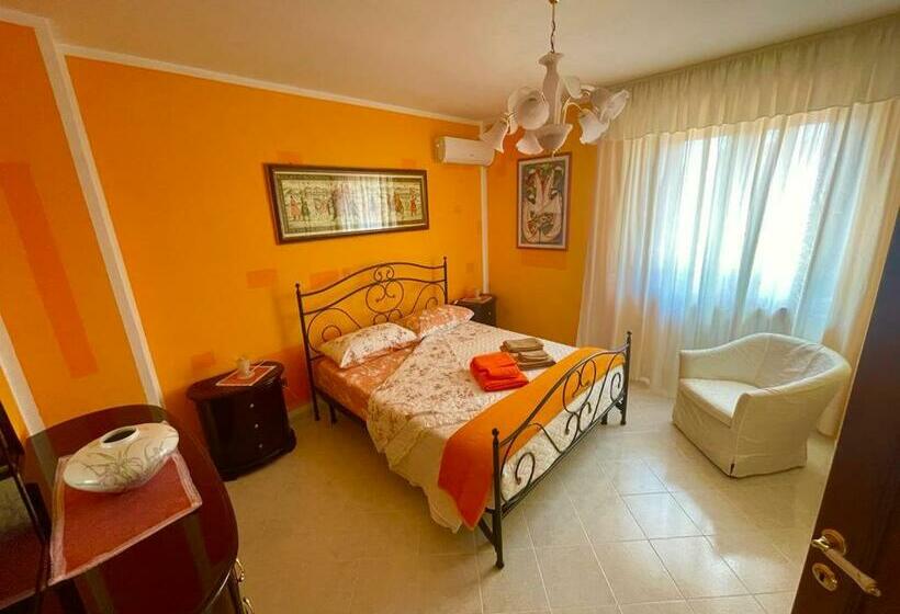 اتاق استاندارد چهار تخته با چشم‌انداز دریا, Lalu S B&b