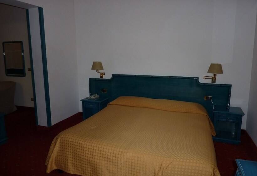 اتاق استاندارد, Ariston Montecarlo