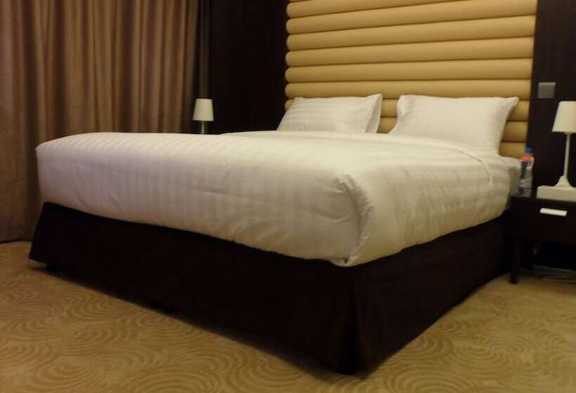 Президентский Люкс, Mark Inn Hotel Deira