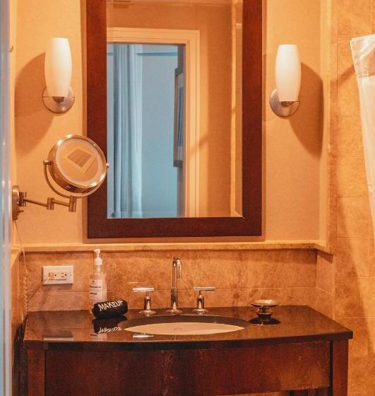 침실 2개 스위트, Singer Island Beach Resort And Spa, Located At The Palm Beach Resort