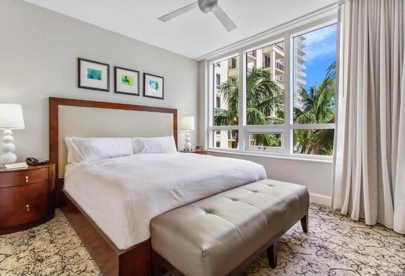발코니가 있는 스위트, Singer Island Beach Resort And Spa, Located At The Palm Beach Resort