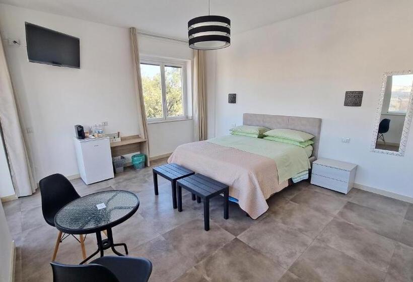 اتاق استاندارد, Meridian B&b