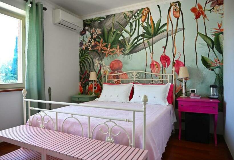 اتاق استاندارد, Aura Relais