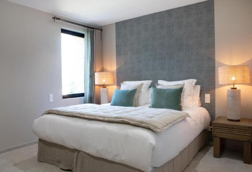 اتاق استاندارد با تخت بزرگ, Domaine De Montine Chambres De Charme