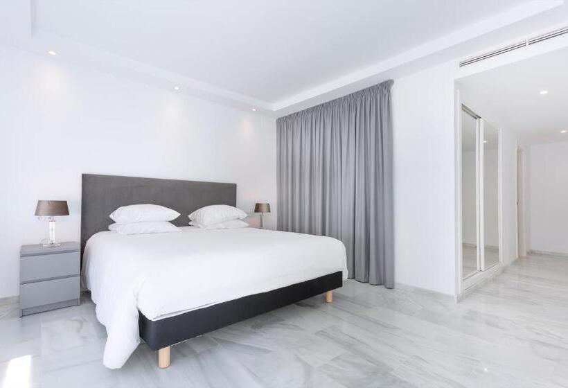 Апартаменты Deluxe 3 Спальни Вид на Море, B51 Executive Flats Marbella