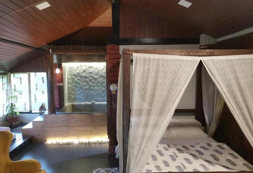 Люкс с гидромассажем, Achalaa Resort
