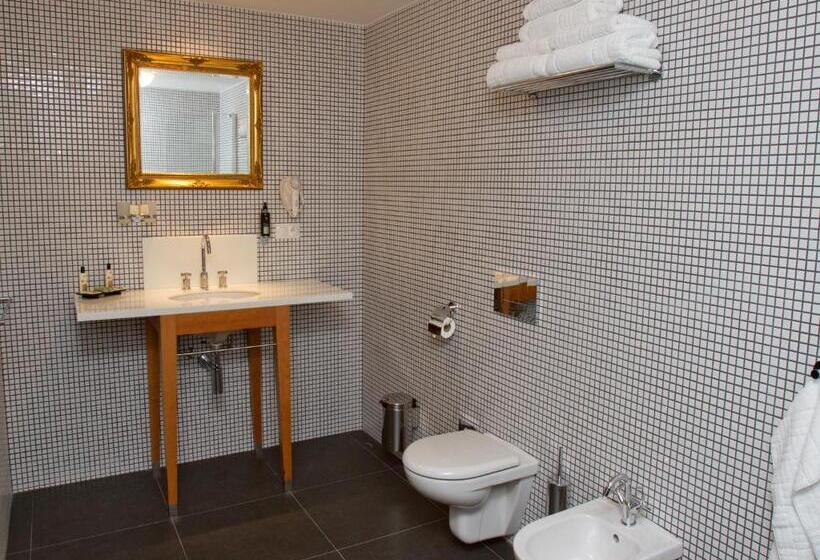 اتاق استاندارد یک نفره, Ea Hotel Tereziánský Dvůr