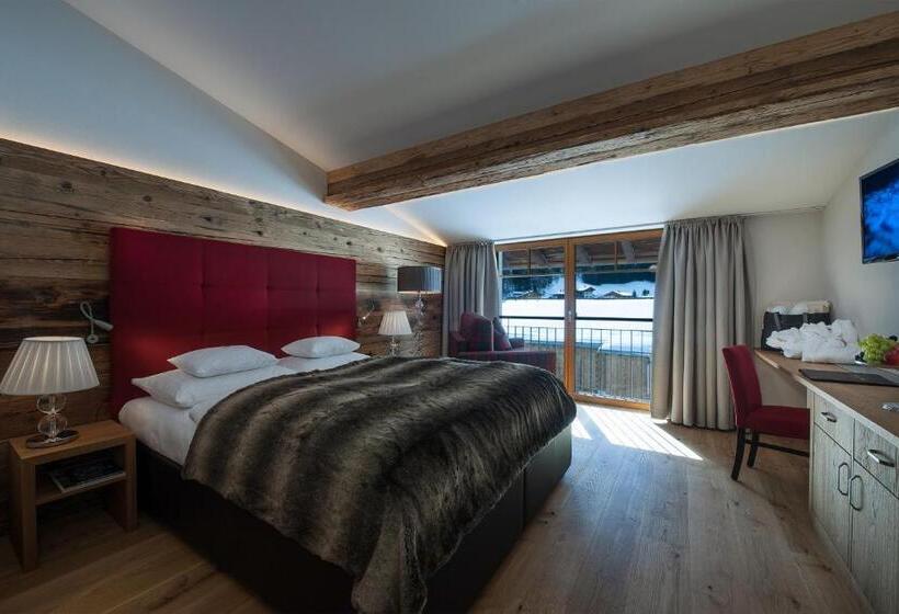Полулюкс, Lechquell Hotel Post
