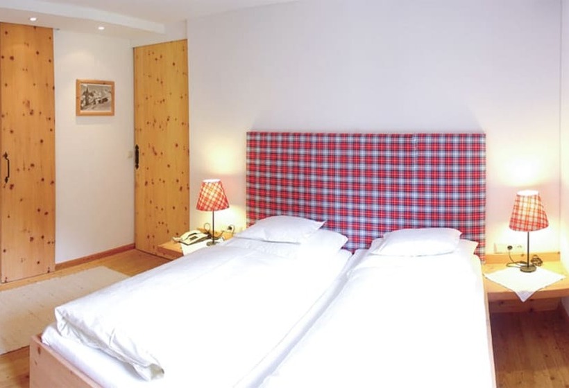 Люкс, Lechquell Hotel Post