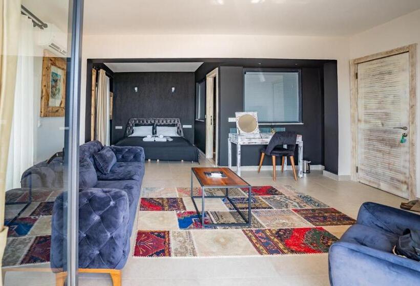 Люкс Superior Вид на Море, Sultan Hotel Kalkan
