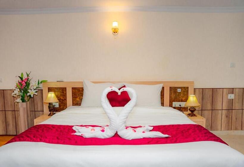 Deluxe Suite King Bed, Drishya