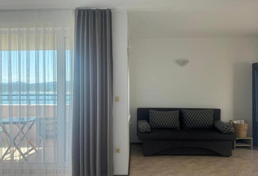 Студия Стандарт Вид на Море, Villa Mia