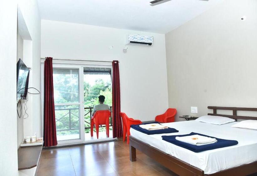 带阳台的豪华间, 3season Resort Hampi