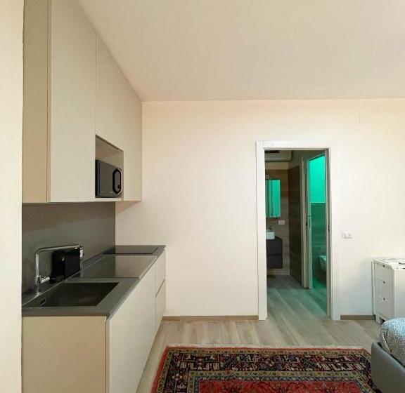 آپارتمان 1 خوابه, Extravaganza Room And Suite Apartment City Center