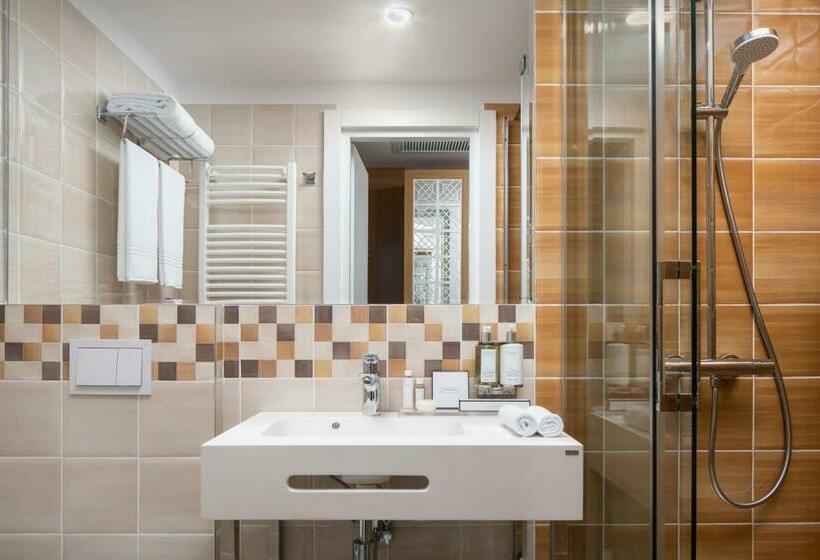 اتاق استاندارد, Alma Health & Spa Retreat
