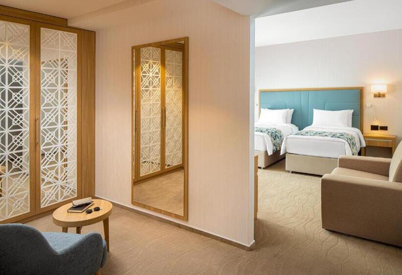 Superior Room with Terrace, Alma Health & Spa Retreat