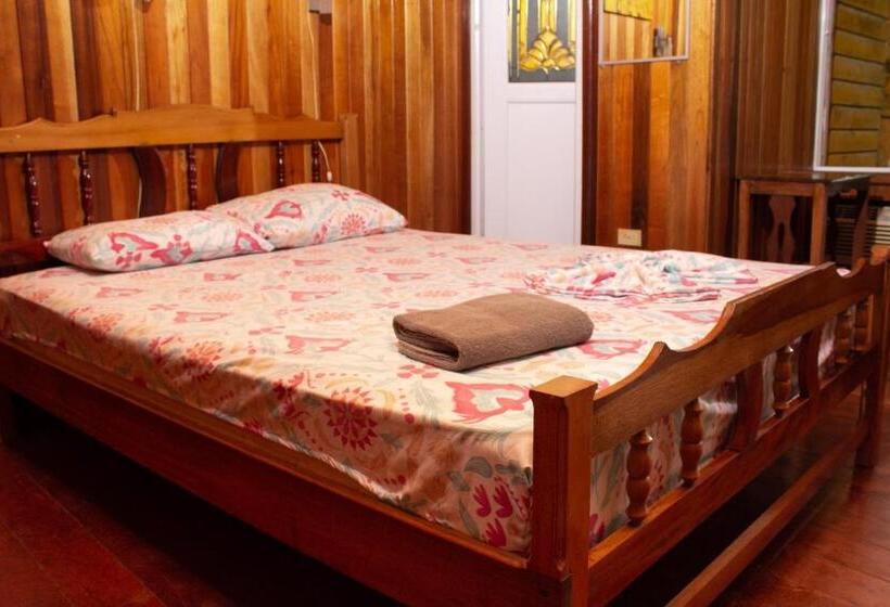 اتاق لوکس, Bastimentos Hill Guest House