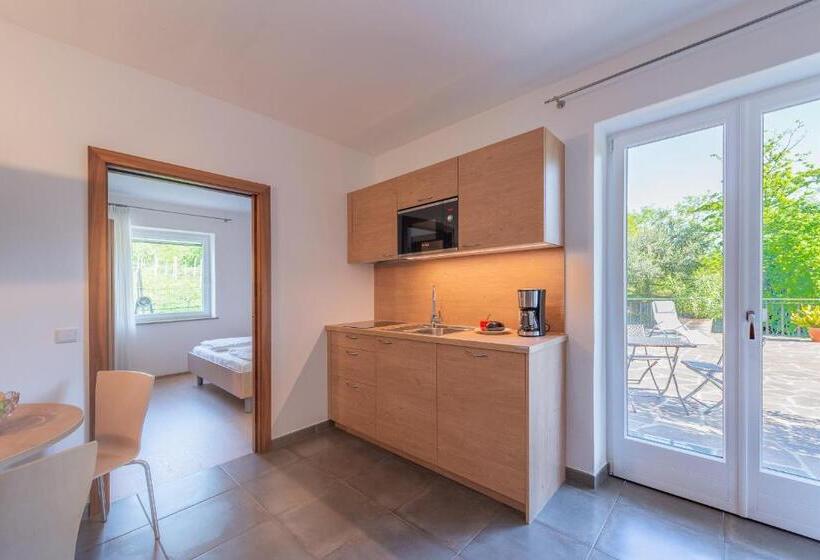 带1个卧室带花园景观的公寓, Sandhof Ferienwohnungen