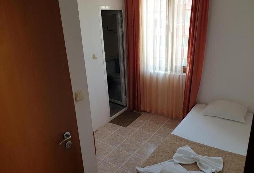 Семейный Номер, Family Hotel Dramchev