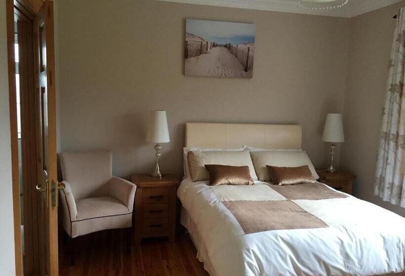 اتاق استاندارد با چشم‌انداز باغ, The Lodge B&b