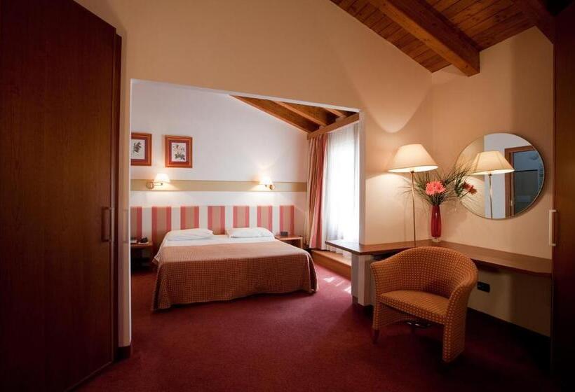 Полулюкс, Eurohotel Palace Maniago