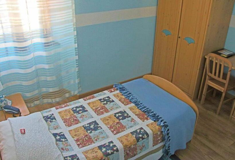 Habitación Estándar Individual, La Fontana