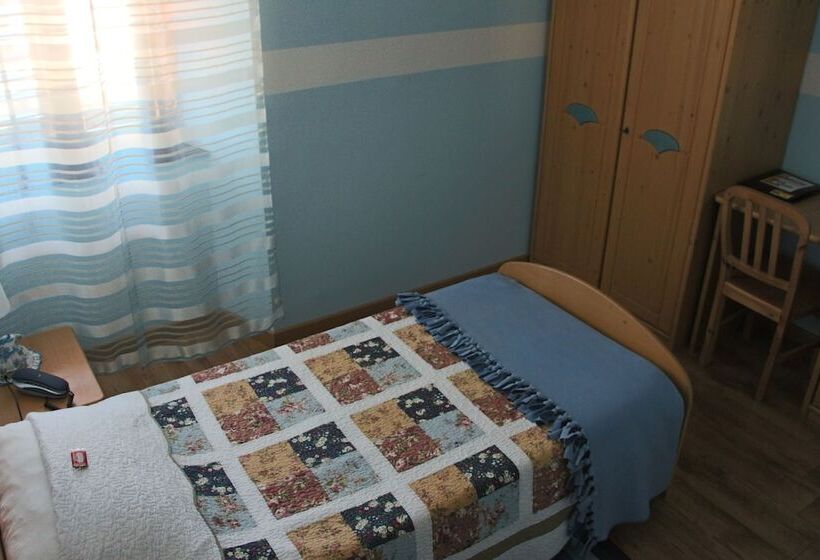 Habitación Estándar Individual, La Fontana