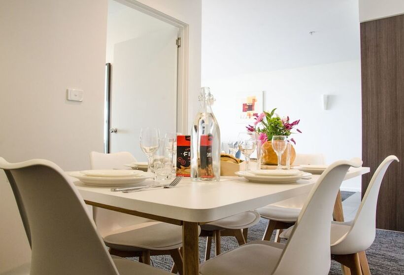 Apartamento 2 Dormitórios, Quest Caroline Springs