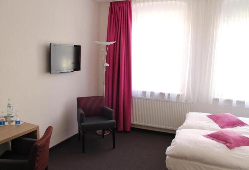 Апартаменты 1 Спальня Вид на Сад, Rheinhotel Arte