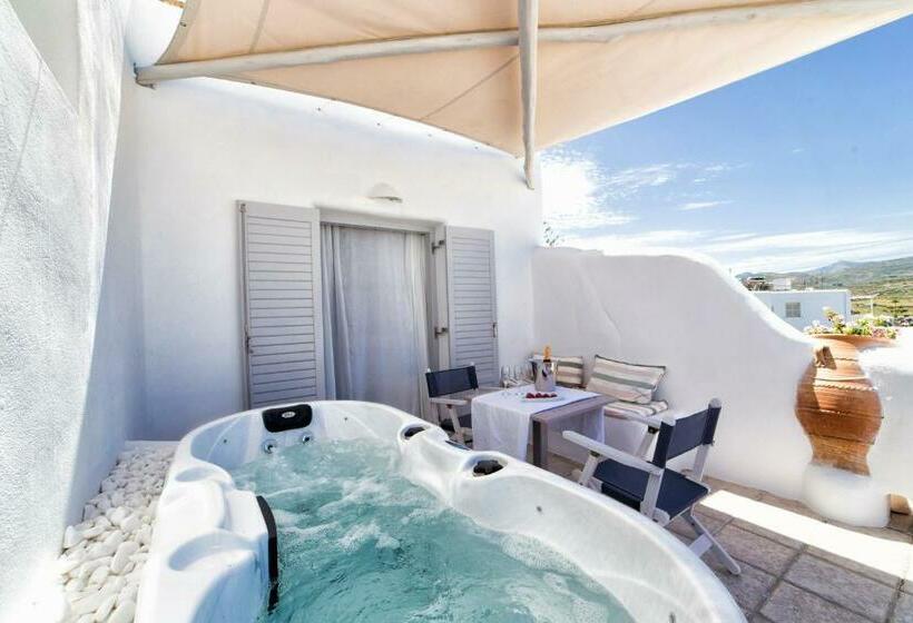 Номер Superior Вид на Море, Yades Suites & Spa   Adults Only
