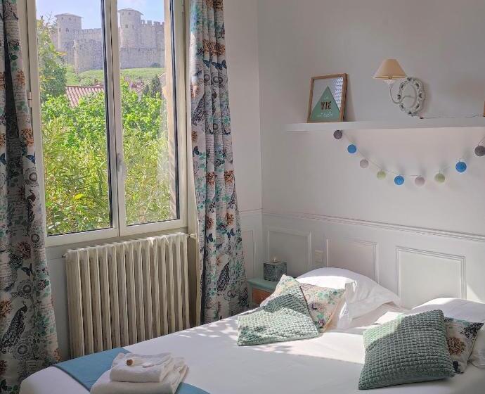 Номер Deluxe, La Villa Carcassonne, Cité 8 Min à Pieds, Clim, Piscine, Full Wifi, Borne 7,5kw, Vélo élect, Parking