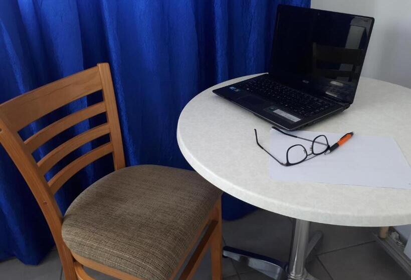 اتاق لوکس, 13th Avenue Guesthouse Benoni