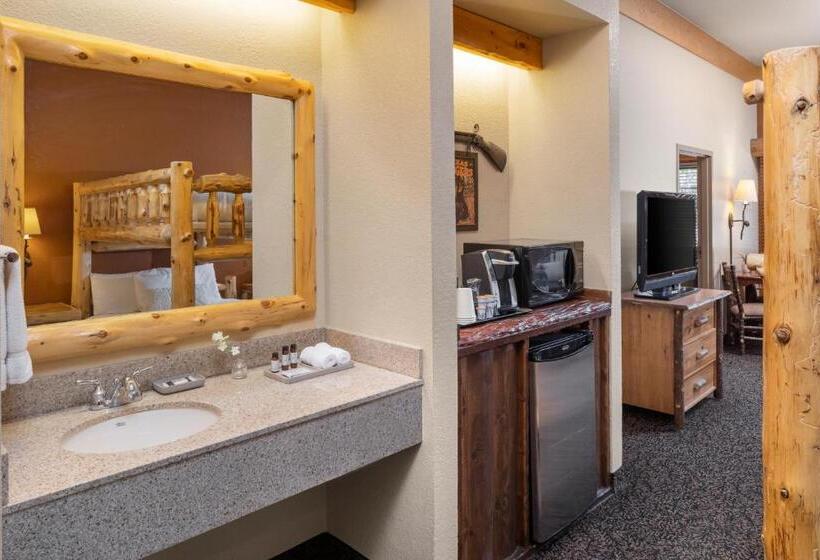 Family Suite, Bantr