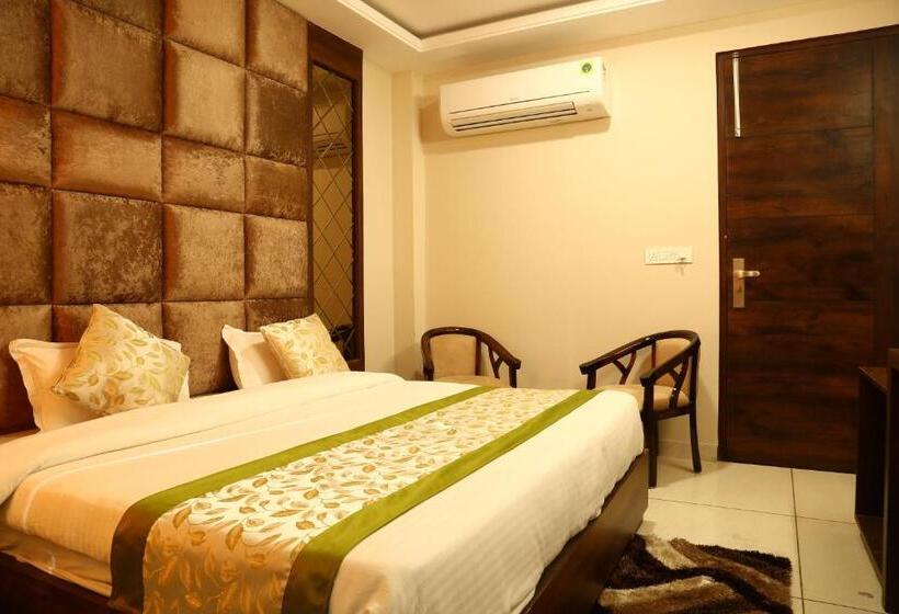 Quarto Deluxe, Kush Ganga   50 Meter From Har Ki Pauri, Haridwar