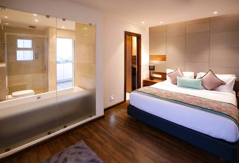 سوئیت پرزیدنت, Regenta Suites Gurugram, Sohna Road, Sector 49