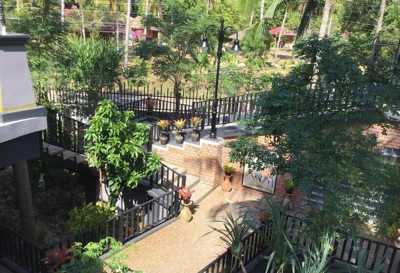 Трехместный Номер Deluxe Вид на Море, The Wynn Kohjum