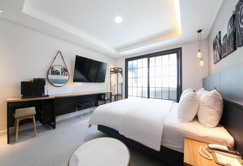 خانه 1 خوابه, West In Hotel Yeosu