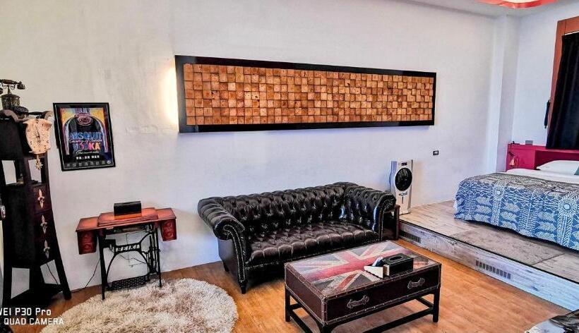 ویلای یک اتاق خوابه با استخر شنا, Sky Villa   南灣薇拉海景莊園 包棟villa
