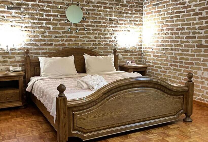 استودیوی لوکس, Orbita Hotel Shymkent