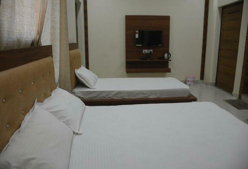Номер Deluxe, Guru Kripa Garden