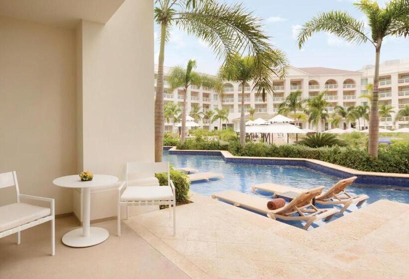 سوئیت جونیور با تخت بزرگ, Hyatt Zilara Rose Hall Adults Only All Inclusive