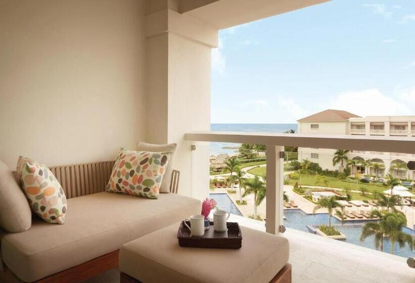 سوییت با چشم‌انداز دریا, Hyatt Zilara Rose Hall Adults Only All Inclusive