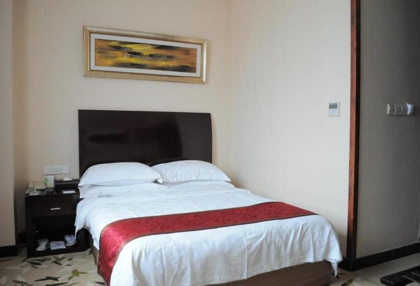 Номер Стандарт, Ramada Linyi North