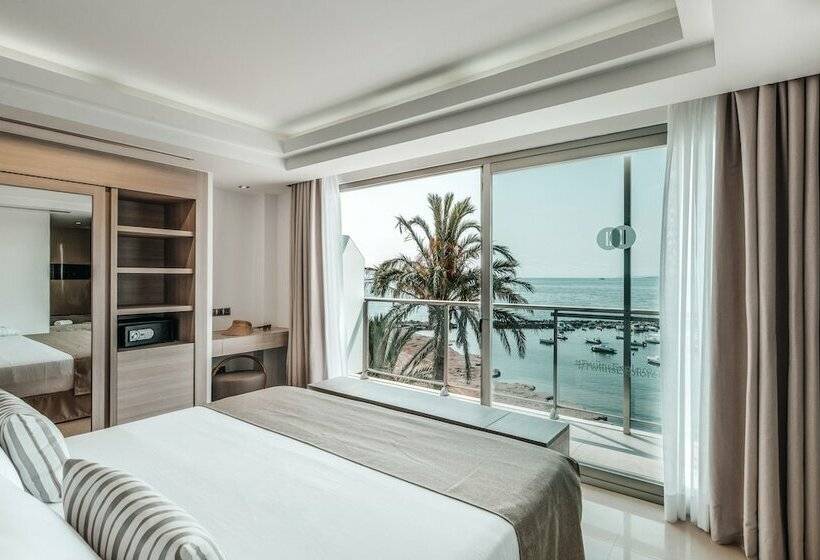 اتاق پرمیوم با چشم‌انداز دریا, The Ibiza Twiins 4* Sup