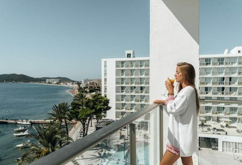 سوییت با چشم‌انداز دریا, The Ibiza Twiins 4* Sup