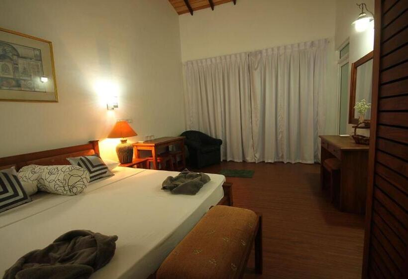Номер Deluxe, Laluna Ayurveda Resort